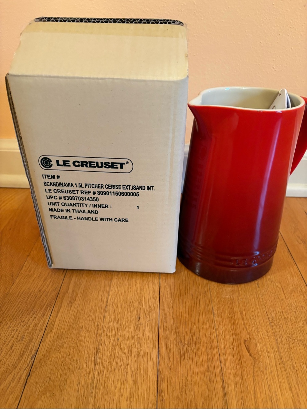 Le Creuset Scandinavia 1.5L Pitcher. Cerise - Picture 1 of 8